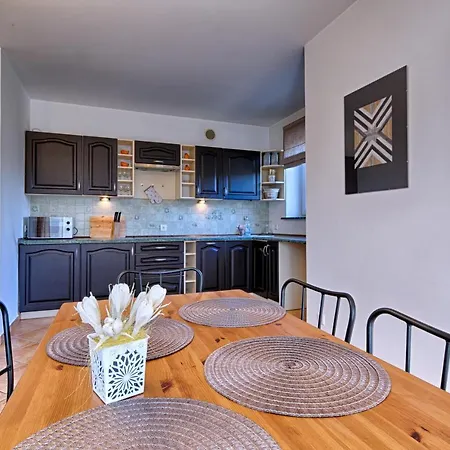 Apartament Rodzinny Komfortowy *