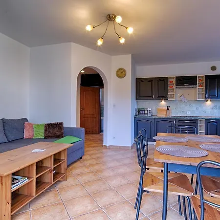 Apartment Komfortowy *