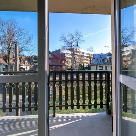 Komfortowy Apartment